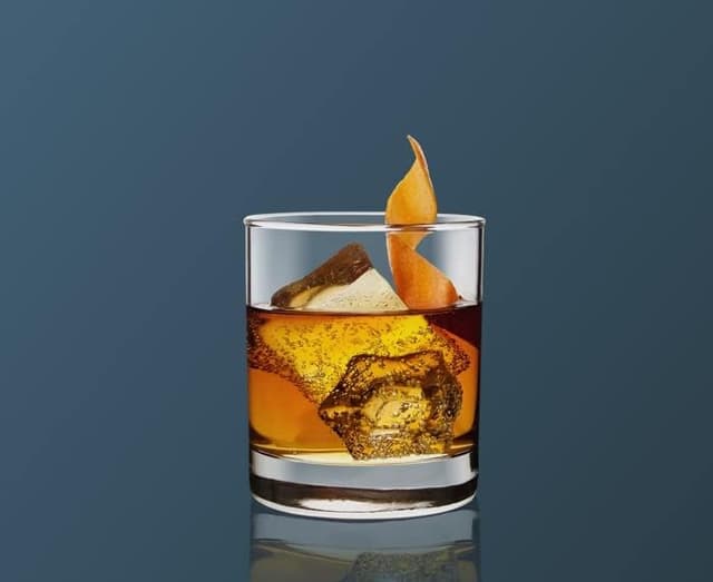 Thumbnail 3 de Santa Teresa Ron Oscuro Gran Reserva 700ml - Disfruta su Sabor 🥃