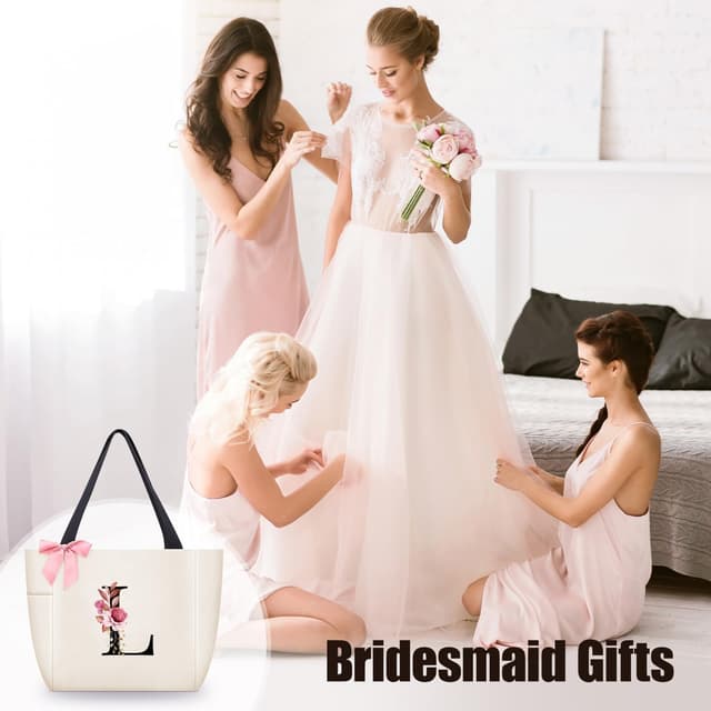 Detalle 2 de Vavabox A-Z Initial Personalized Tote Bag (Waterproof) — 46 cm personalised gift bag for women