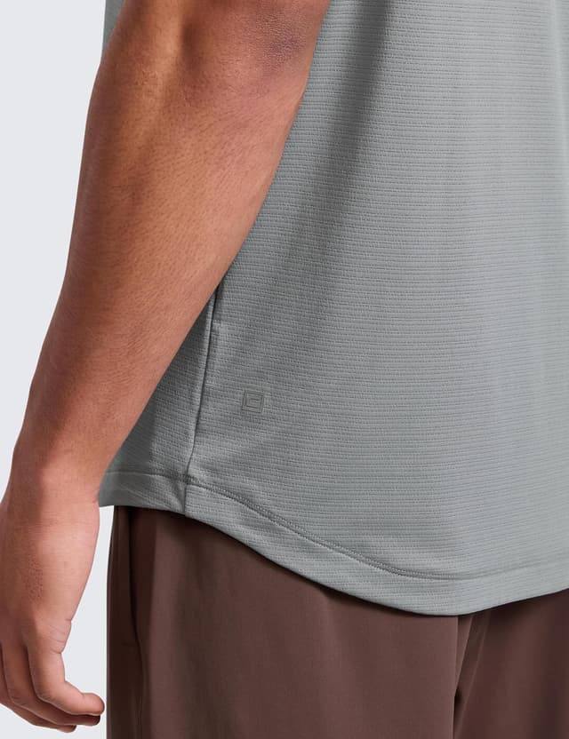 Detalle de CRZ YOGA pour Homme : t-shirt de sport léger à séchage rapide et manches raglan