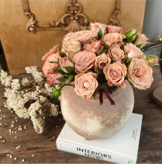 Thumbnail 5 de Rustic Ceramic Vase 6in brown