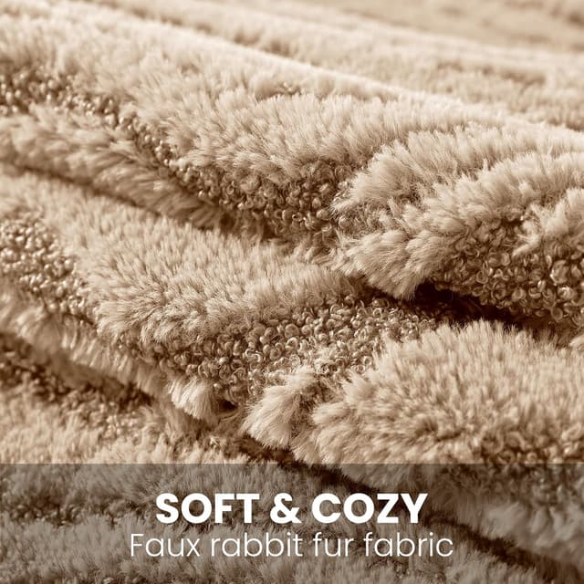 Detalle de Ystyle lot de 2 housses de coussin décoratives 45 x 45 cm en peluche marron clair