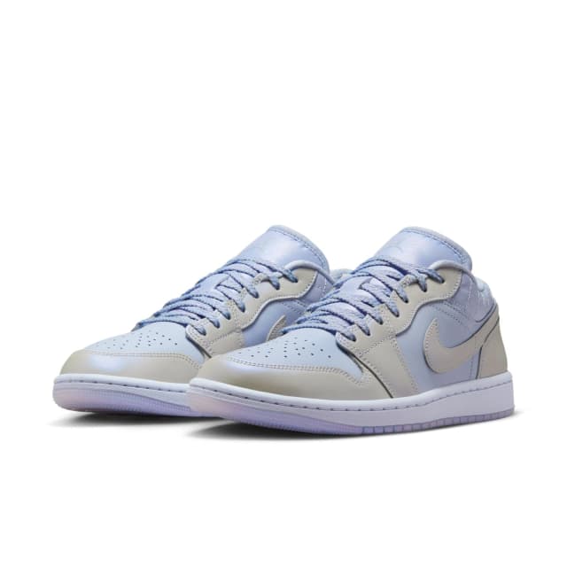 Detalle de Nike WMNS AIR JORDAN 1 LOW SE zapatillas mujer