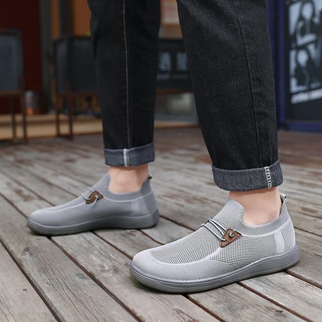 Detalle de Men’s VGPSFN slip-on loafers walking shoes with breathable mesh upper
