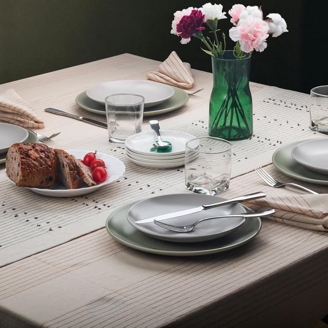 Detalle 2 de Alata Kate 40-Piece Stainless Steel Silverware Set (Service for 8)