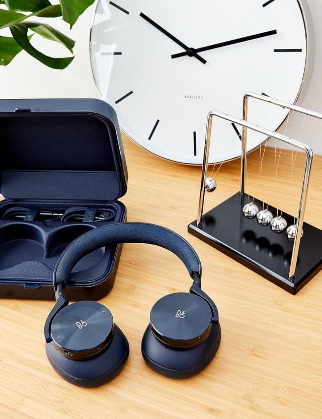 Detalle de Bang & Olufsen Beoplay H95 – Casque Bluetooth sans fil circum-aural haut de gamme avec réduction de bruit active et jusqu’à 50 h d’autonomie