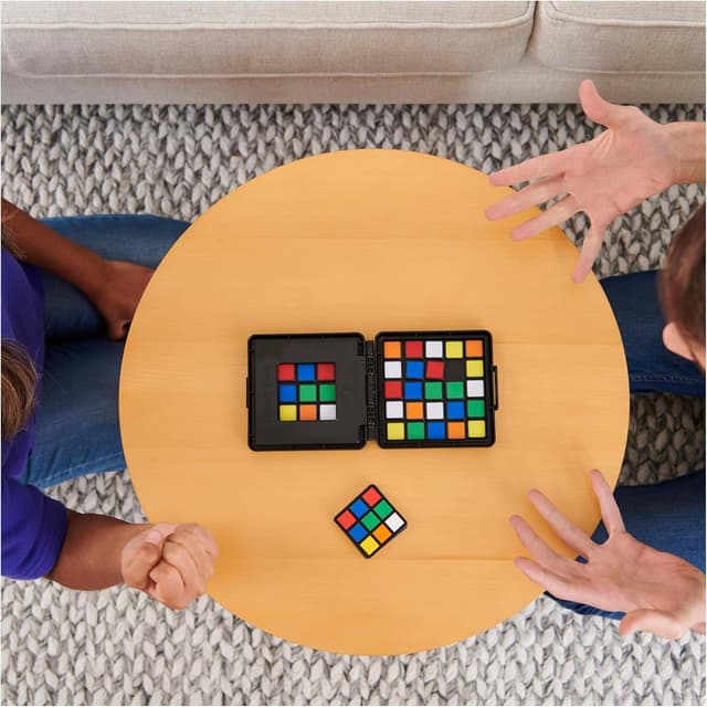 Detalle 2 de Rubik’s Cube Rubik’s Race Version Voyage – Jeu de société 3x3 à 2 joueurs, format transport
