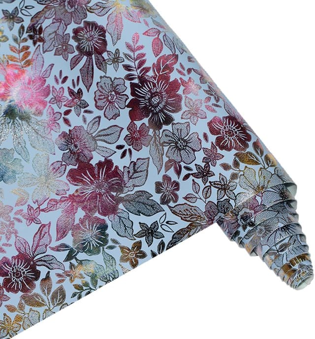 Detalle 2 de Kunstleder Stoff Rolle 41 x 137 cm mit glänzendem Blumenmuster in Rosa – ideal zum Basteln