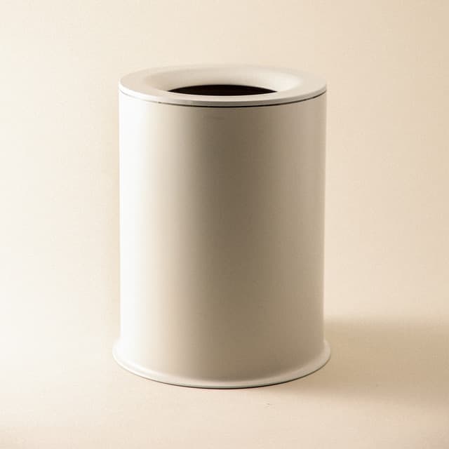 Detalle de Geyser Cosmic papelera baño 5 L 🚮