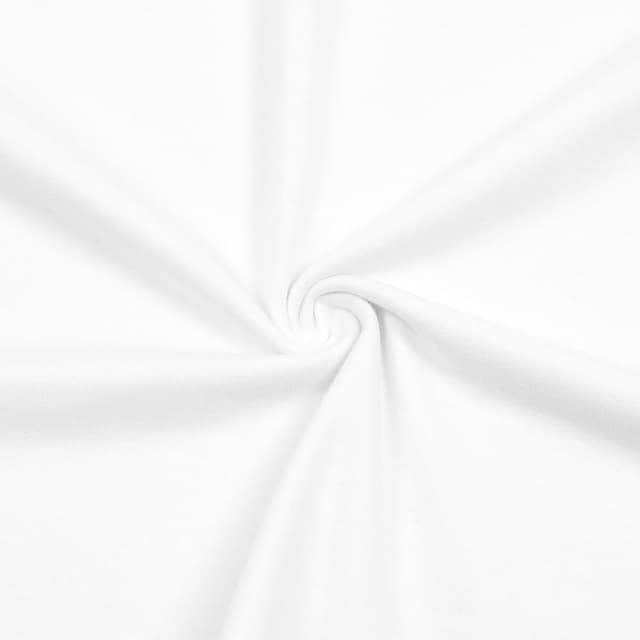 Detalle de Qskall men’s “Sleep. Eat. Football. Repeat.” football slogan T-shirt