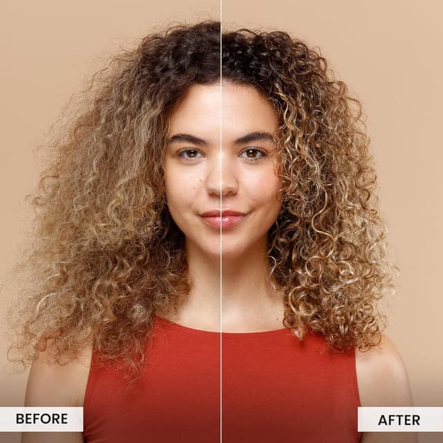 Detalle 2 de Curlsmith Frizz Control Cleanser 355 ml