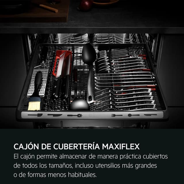 Detalle de AEG FFB76717PM lavavajillas 14 servicios