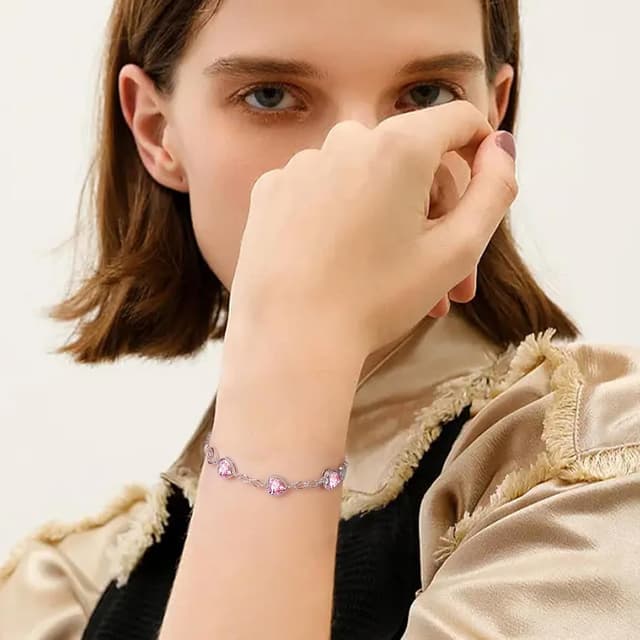 Thumbnail 3 de Qings 3 Herz Geburtsstein Armband für Damen aus Sterlingsilber (Infinity) – verstellbar mit Zirkonia Charm