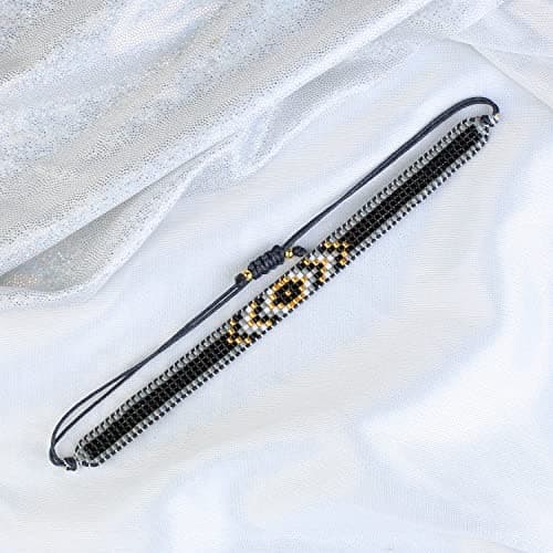 Detalle 2 de KELITCH pulseras de cuentas de semillas con patrón envolvente para mujeres