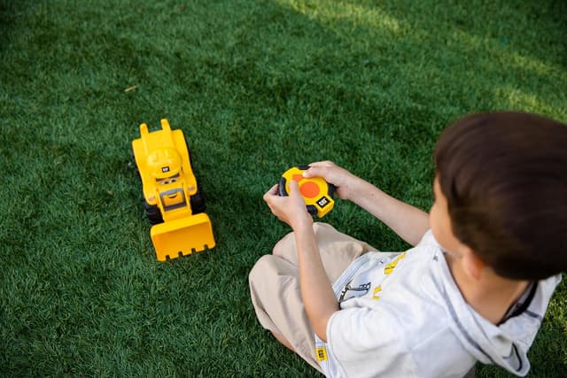 Detalle 2 de RC Loader Truck 10.5 Inch CAT toy