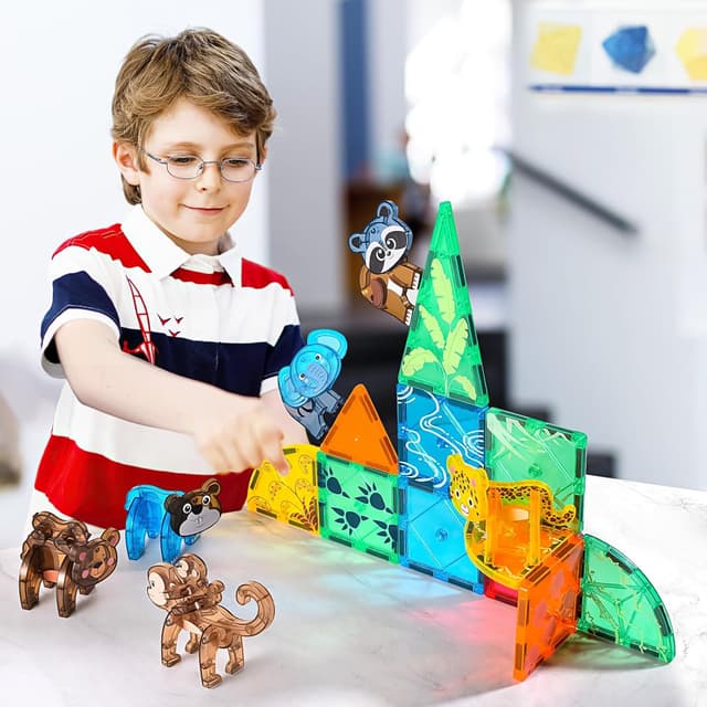 Detalle de Magnetic Tiles for Kids 62PCS set with 3D animals & forest theme (UKCA certified) – STEM magnetic building blocks