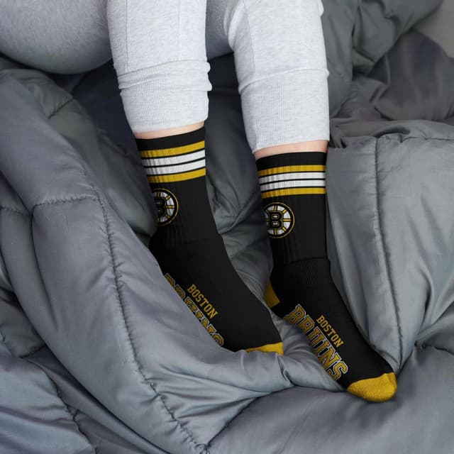Detalle de For Bare Feet Women’s NFL Four Stripe Socks (Officially Licensed)