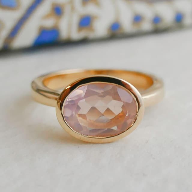 Detalle 2 de Sophia Rose Jewellery Rosenquarz 8x10 mm vergoldeter 925-Silberring (US Size 9, Ø 19)