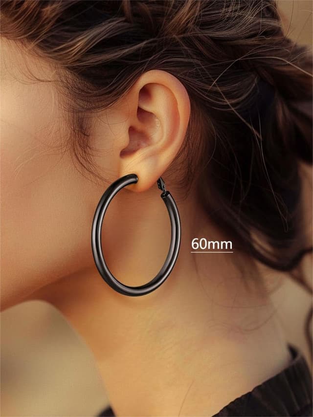 Detalle 2 de FindChic créoles en acier inoxydable femme 20/30/40/60/80 mm (argenté, doré, noir) avec fermoir à homard