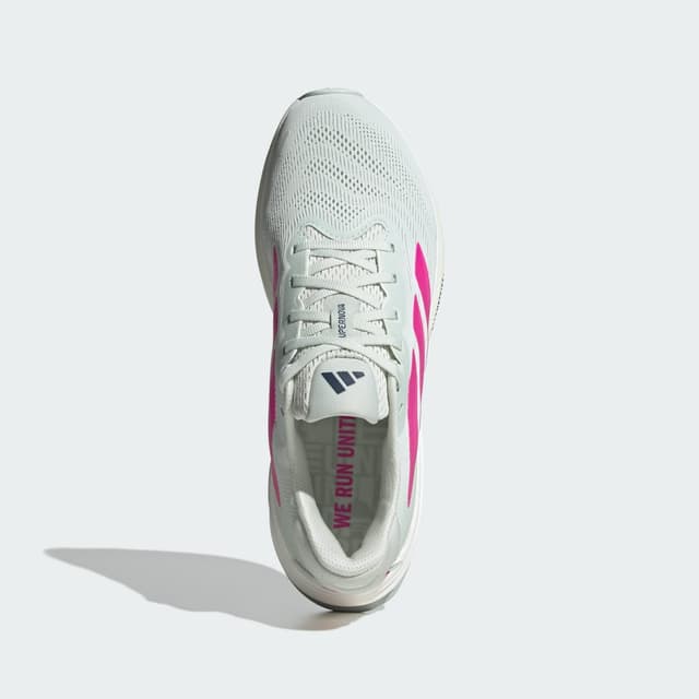 Detalle de adidas Supernova Rise 2 BMW Berlin Marathon 2025: zapatilla de running verde