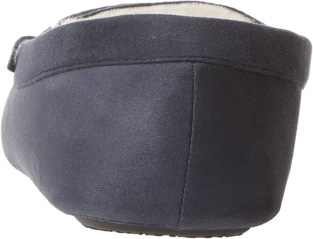 Detalle de Amazon Essentials Moccasin Slippers with Memory Foam