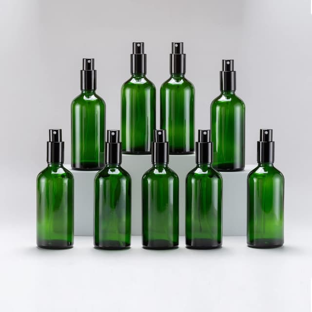 Detalle de YIZHAO Grün Sprühflasche 100 ml (Set 9-teilig) – Glas-Reiseflasche mit Zerstäuber für ätherische Öle & Kosmetik