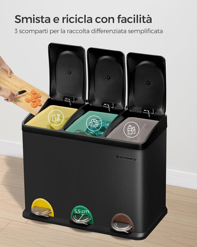 Detalle de SONGMICS LTB45B Cestino da cucina triplo a pedale in metallo 45 L (3 x 15 L) con coperchio