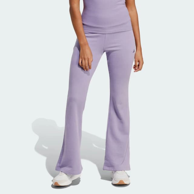 Detalle de Adidas Pantalón acampanado felpa Seasonal Essentials