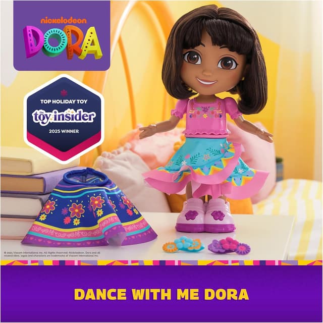 Detalle 2 de Dora, Dance with Me Dora interactive dancing doll with 2 skirts, music and bilingual phrases (ages 3+)