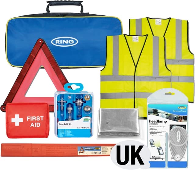 Detalle de RING Essential European Driving Travel Kit 2026 (8-piece) for UK motorists