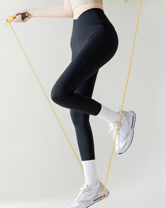 Detalle 2 de Yikki 4 Pairs Pilates Grip Socks One Size