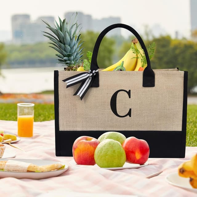 Detalle de TOPDesign Initial Jute Canvas Tote Bag