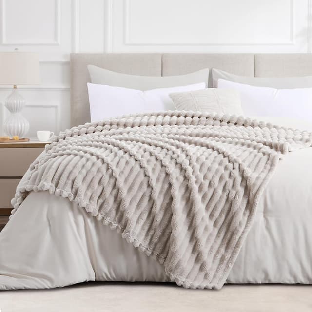 Detalle de RUIKASI Fleece Throw Blanket 230x270cm 🛋