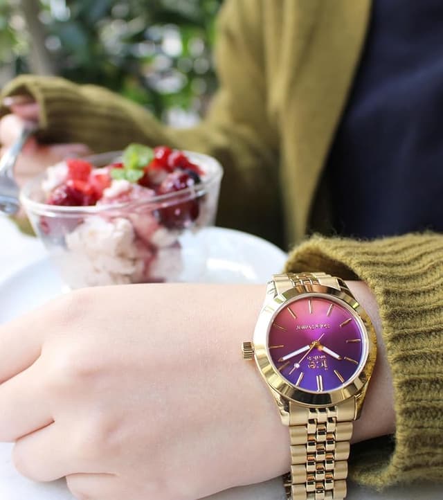 Detalle 2 de ICE-WATCH Ice Steel Gold Rainbow reloj 37 mm