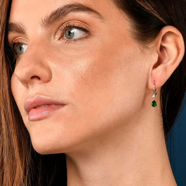 Detalle 2 de Zavana Petites Boucles d’Oreilles Pendantes goutte vertes (argent ou or) pour femme et jeune fille