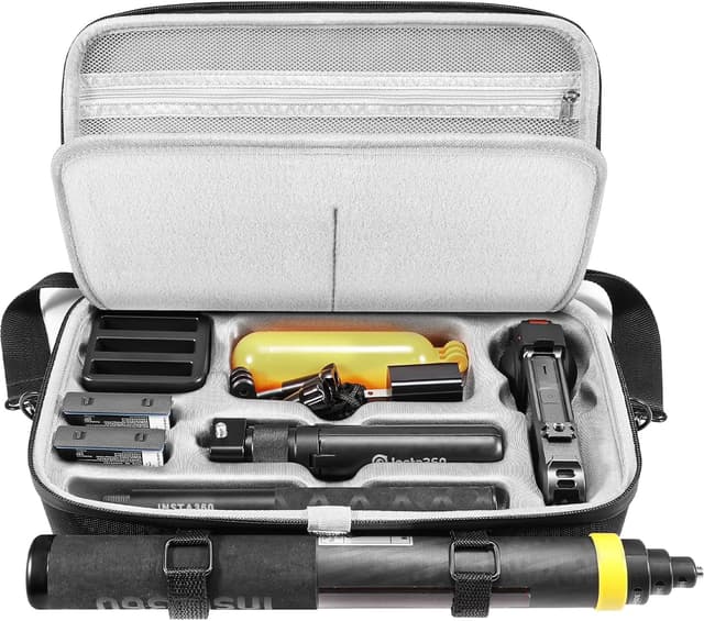 Detalle de AMAZEAR Carrying Case for Insta360 X5 Accessories (Waterproof Travel Bag, Shoulder Strap)