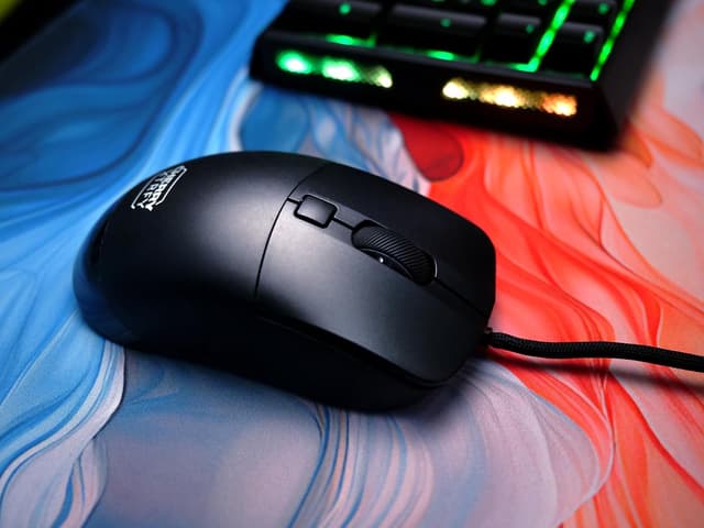 Detalle 1 de CHERRY XTRFY M50 souris gaming légère et ergonomique