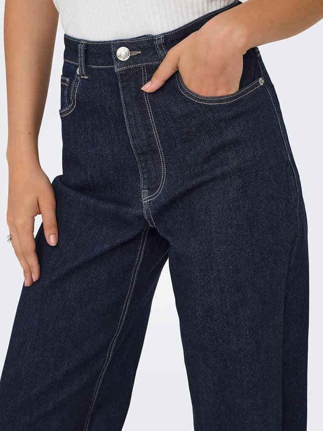 Detalle 2 de ONLY Female Jeans mit weitem Bein ONLJUICY-WAUW – hohe Taille & weiter Beinschnitt