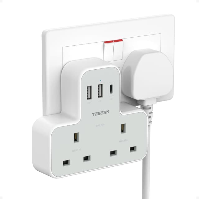 Detalle de TESSAN Plug Adapter 3 USB Ports 2‑way 🪫