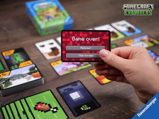 Thumbnail 4 de Ravensburger Minecraft Explorers Card Game 2-4 Players