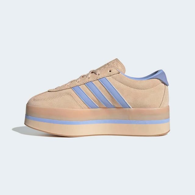Detalle 2 de adidas Originals Gazelle Stack: zapatillas de mujer con estética retro urbana