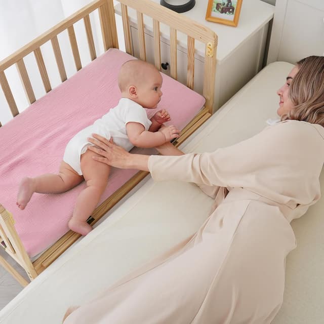 Detalle de Baby Musselin Spannbettlaken 80x50 cm (2er-Set) aus 100% Baumwolle – für Kinderwagen und Babywiege