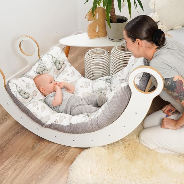 Detalle 2 de Totsy Baby Krabbeldecke für Baby-Kissen (70x110 cm) für Kletterbogen & Montessori-Spielbogen – Elefanten hellgrau