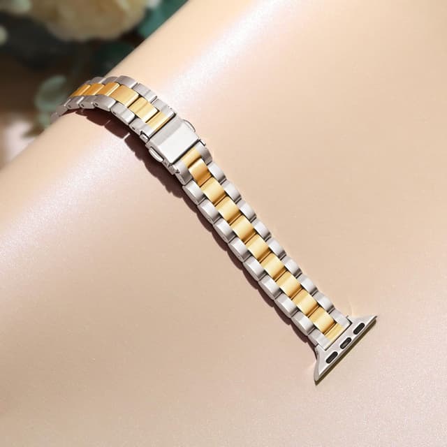 Detalle de Vamyzji Slim Stainless Steel Strap for Apple Watch (44mm–49mm) — lightweight metal band with adjustable double-button clasp