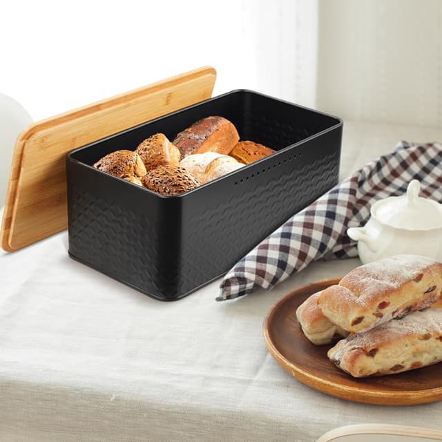 Detalle de Chuboir large bread bin: metal bread box with bamboo lid and cutting board
