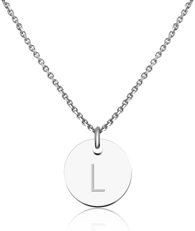 Detalle de Good.Designs Collier à pendentif avec lettre gravée pour femme, argenté