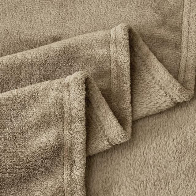 Detalle 2 de Aisbo Kuscheldecke 150x200 cm Camel