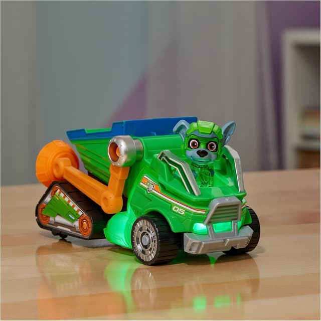 Detalle de Paw Patrol The Mighty Movie Toy Recycling Lorry with Rocky Mighty Pups action figure (lights & sounds)
