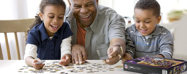 Detalle 2 de YouTheFan NFL Purebred Fans 500-Piece Puzzle (A Real Nailbiter)