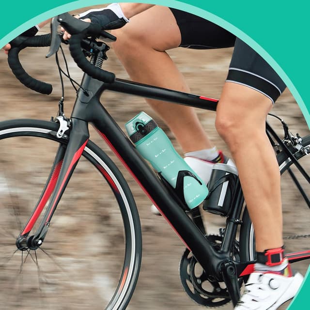 Detalle de OLDLEY 750ml/25oz Water Bottle with Straw (BPA-Free Tritan) – Leakproof Sports Bottle with Time Markings