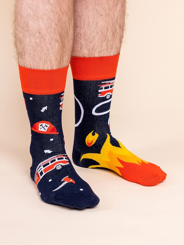 Detalle 2 de Dedoles Socken Unisex (Damen, Herren & Kinder) – 1 Paar mit unterschiedlichen Designs links/rechts aus Baumwoll-Mix